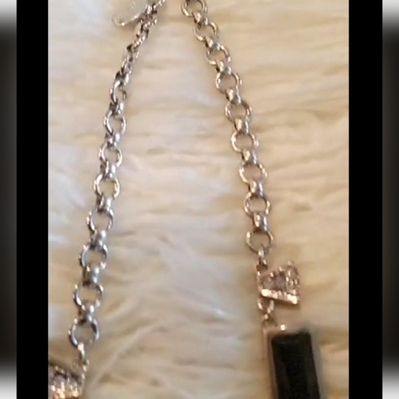 ✨Cubed Black Crystal Dant Chain Necklace. 🌴 - Picture 5 of 6